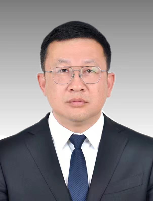 杨凯森 市退役军人事务局党组成员、副局长